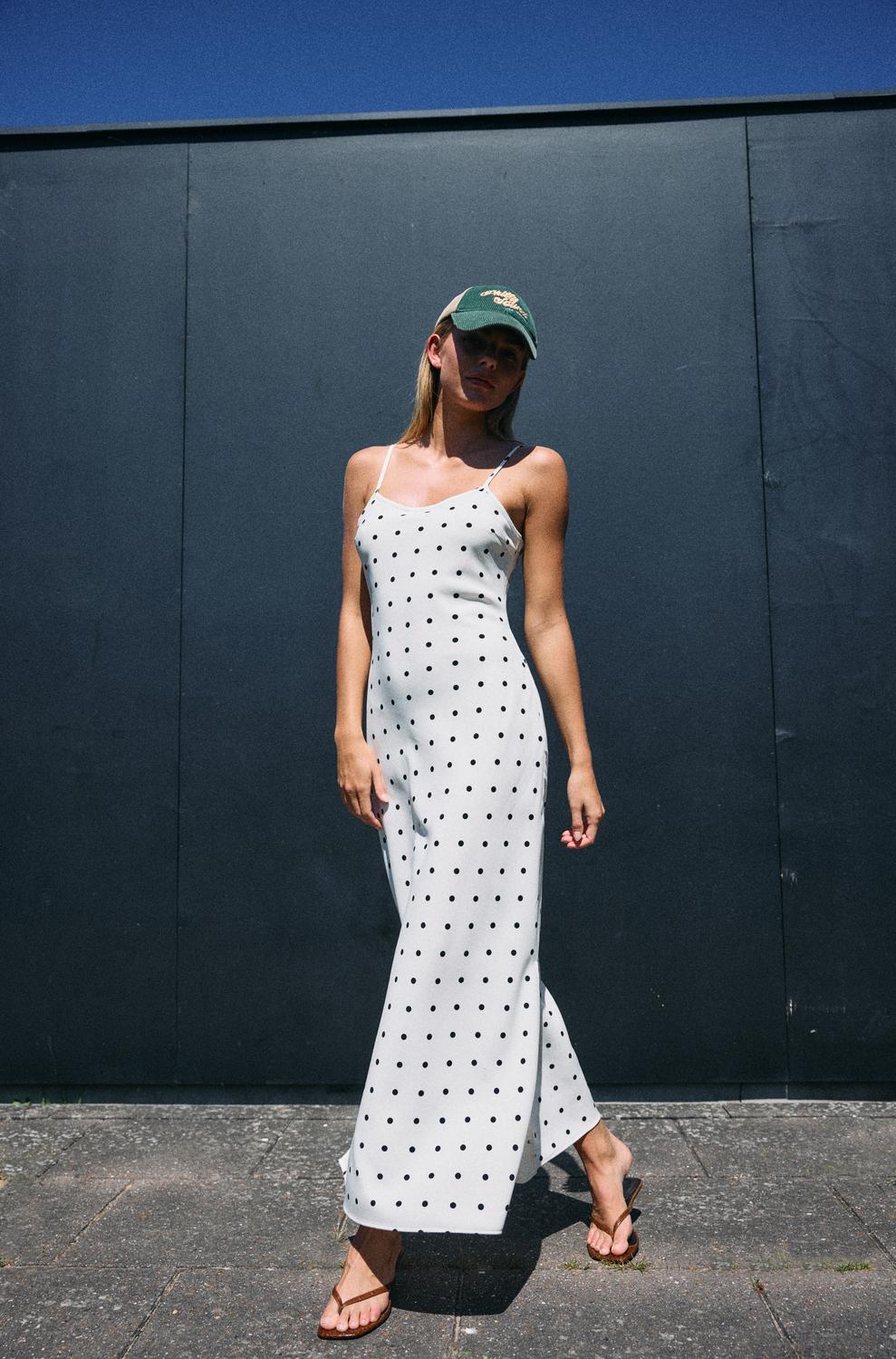 NMSOPHIE Long Dress - Cloud Dancer - VERO MODA & VILA Bergvik